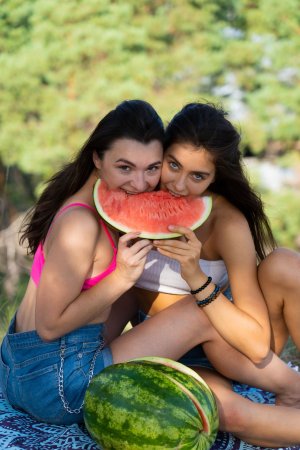 Hayli Sanders and Foxy Alissa savor each others pussy — Hayli Sanders & Foxy Alissa #7