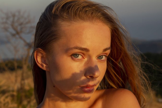 Milena D teases with spread legs and hairy pussy, nipples erect in the breeze — Milena D #20